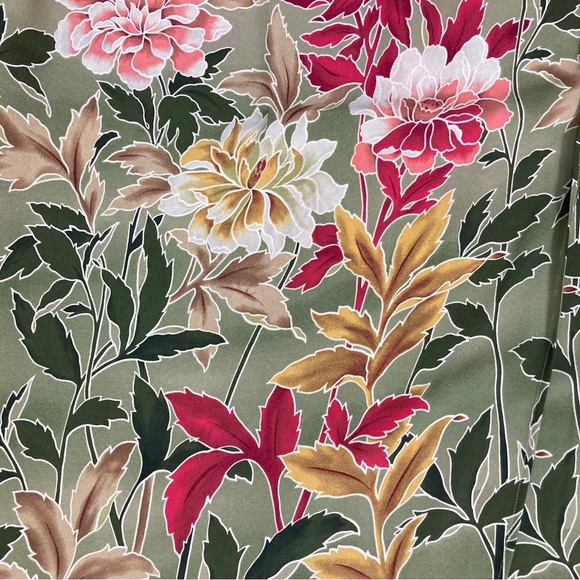 Talbots Floral Silk Skirt Size Medium - Picture 9 of 14